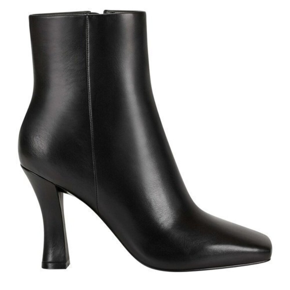 NWOB MARC FISHER LTD CELLO black leather BOOTIE size 5.5